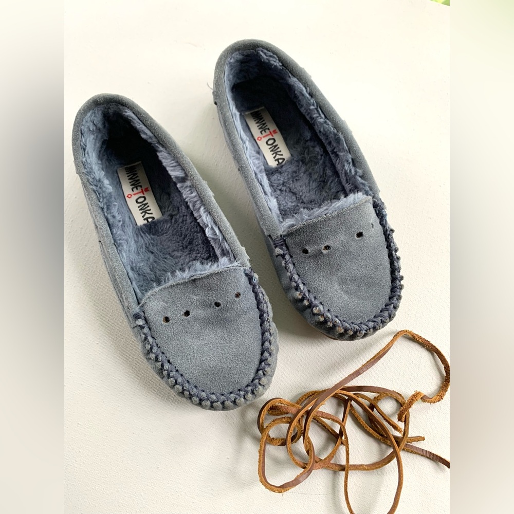Minnetonka Cally Slippers